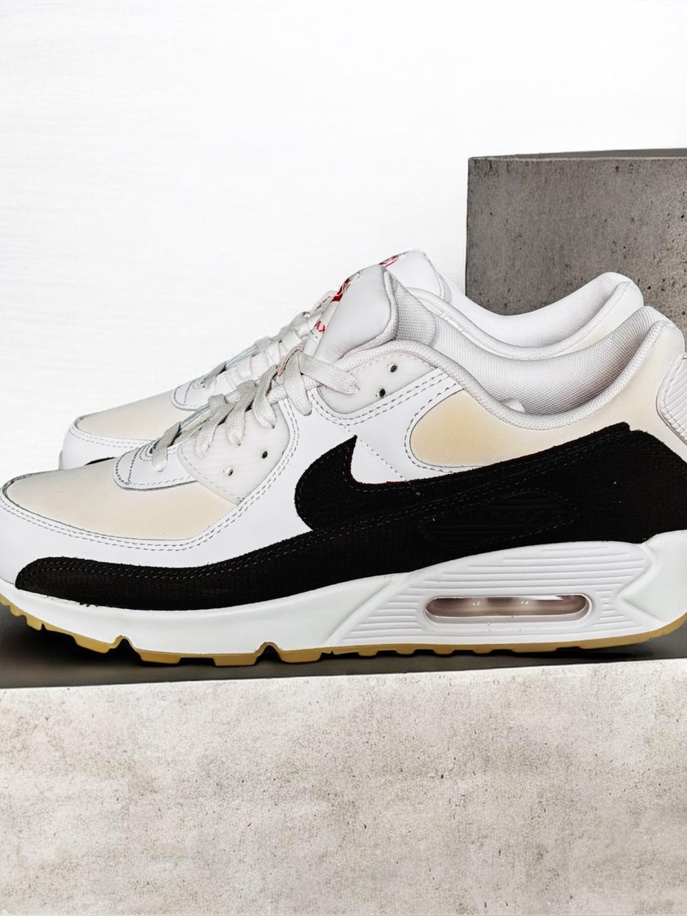 Nike Air Max 90 White Black Beige Low-Top Sneaker Size 10 men’s
